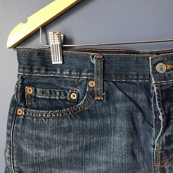 Levi’s Dark Wash Cutoff Denim Shorts | Low Rise Frayed Hot Shorts | W29 - Picture 2 of 6